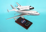 Executive Series SE0010W B747 W/ Space Shuttle 1/144 (KYN747PBTS)