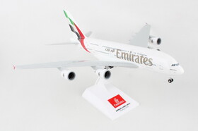 SkyMarks SKR1135 Emirates A380-800 1/200 W/Gear