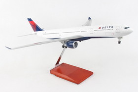 SKYMARKS Delta A330-300 1/100 W/Wood Stand & Gear, SKR9200