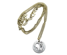 Bioworld BIW-FJ1ZUYHPT-C Harry Potter Platform 9 3/4 Cut Out Pendant Necklace