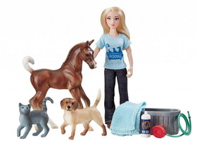 Breyer Animal Creations Breyer Classics Pet Groomer 6" Doll and Animals Set