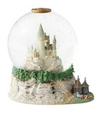 Enesco ENS-6004342-C Harry Potter Hogwarts Castle 7.1 Inch Water Globe