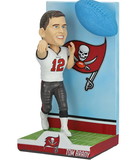 Forever Collectibles FVC-LPNFACTTBTB-C Tampa Bay Buccaneers Tom Brady #12 NFL Action Pose Light Up Ball Bobblehead