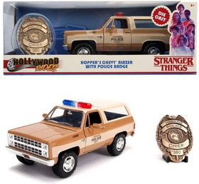 Jada Toys JTY-31111-C Stranger Things Hopper's 1980 Chevrolet Blazer 1:24 Die Cast Vehicle with Badge