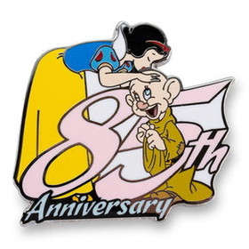 Monogram International MNG-86577-C Disney Snow White 85th Anniversary Limited Edition Enamel Pin | SDCC Exclusive