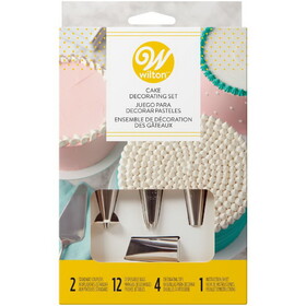 Wilton 191001835 Cake Decorating Set with Piping Tips, Decorating Bags, Couplers and Instructions, 18-Piece